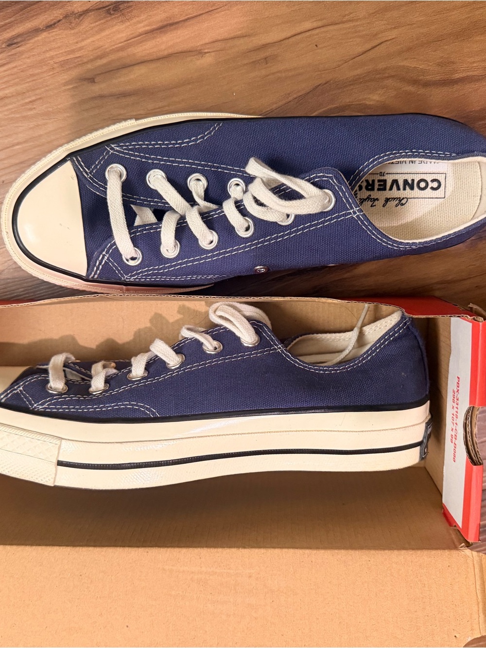 Converse Low Top Sneakers in Navy and White